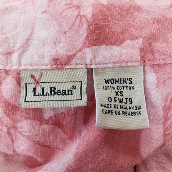 LL Bean Floral Blouse - Picture 8 of 9